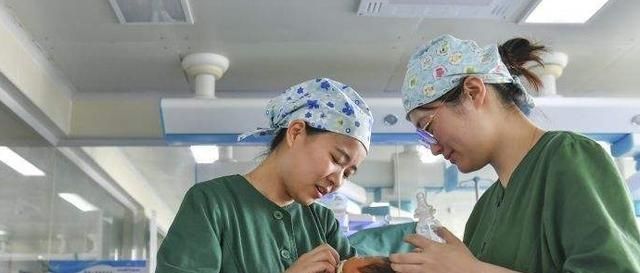 一线城市|不允许生娃的时候抢着生，现在放开了，为什么反而不愿意生娃了