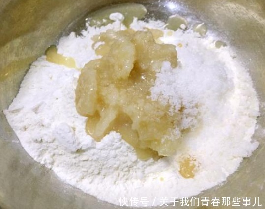 膨松|蒸包子时,和面多加1勺它,做好3点,保证膨松柔软,不死面不塌陷