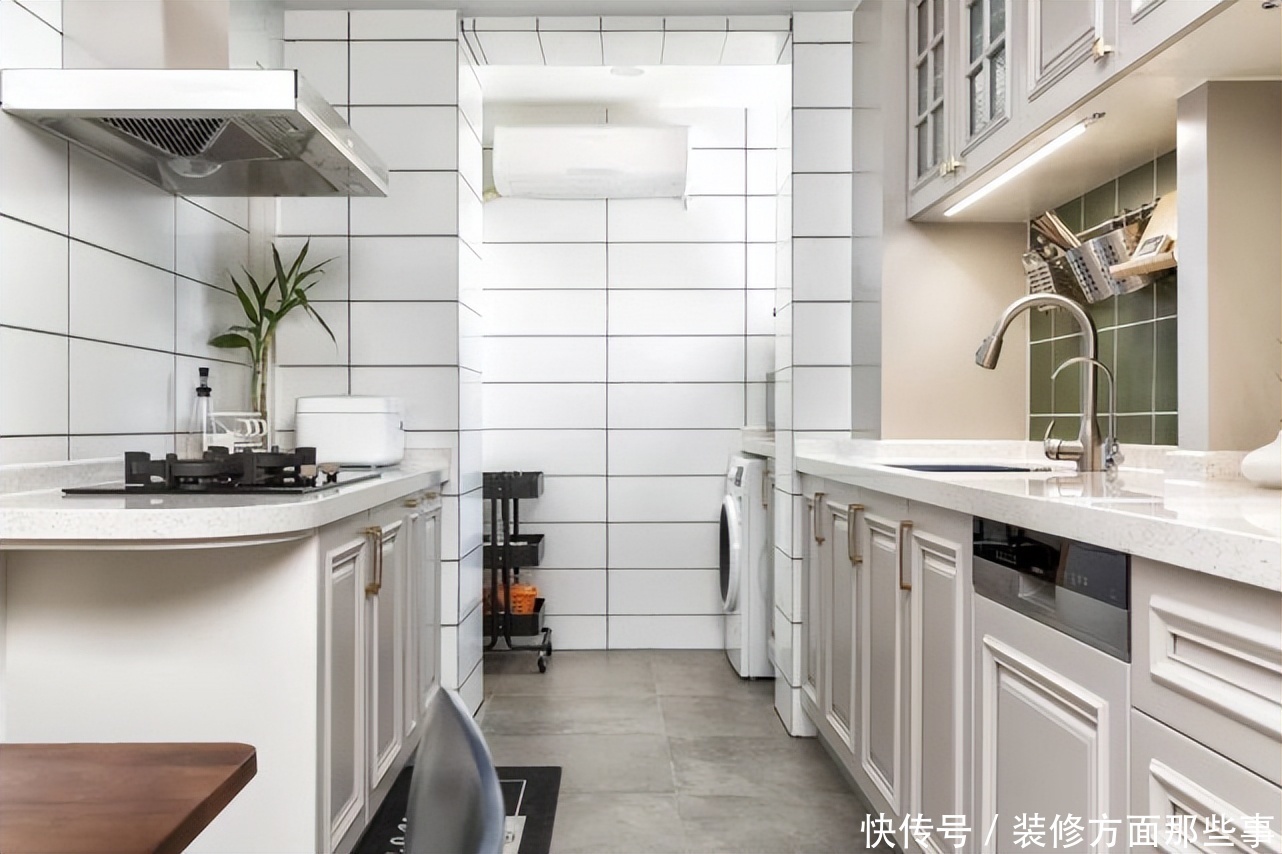 衣帽间|86平混搭风三居室,绿色点缀在空间的每个地方