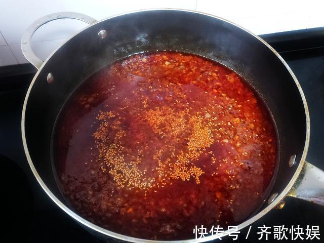 奶奶做的酱香饼,好吃有诀窍,掌握好4点,酥软多层,凉了也好吃