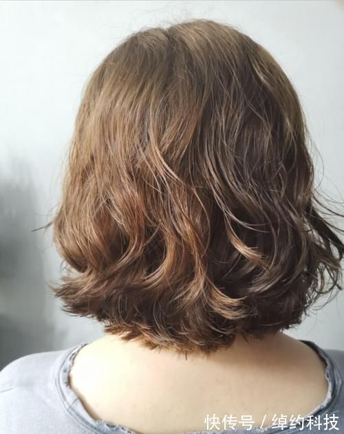 发量|女发别乱剪,高人气发型20款送给大家,很多女性都喜欢