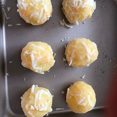 芝士咸蛋黄土豆泥沙拉