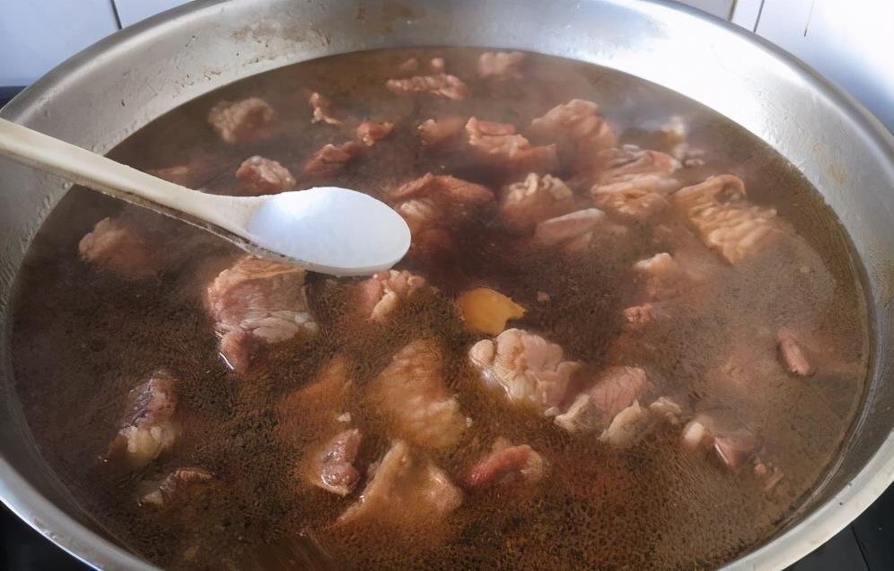 炖土豆|牛肉炖大白菜,健康美味,好吃又营养