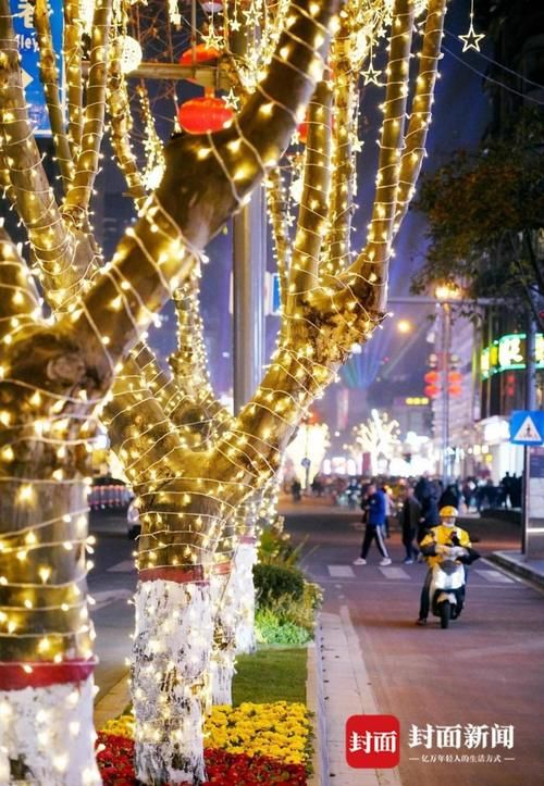 灯笼亮了 成都年味浓了|图说生活 |灯笼亮了 成都年味浓了\＂,\＂i11\＂:\＂图说生活