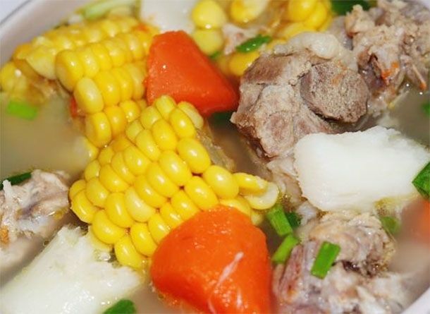 营养物质|秋天干燥孩子缺水嘴唇干裂，多喝滋补汤，补充水分，滋润皮肤长高