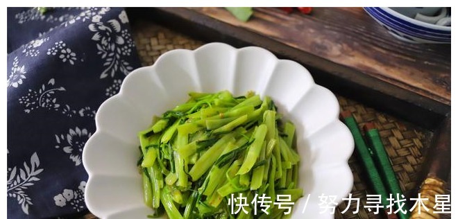 夏天|夏天要多吃这碱性蔬菜，钙是西红柿的12倍，5块钱1把，清脆又！