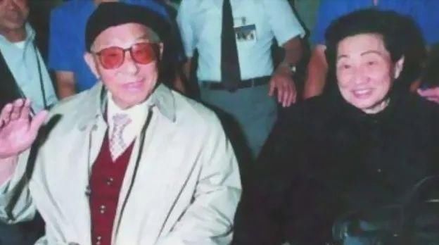 庭上|张学良被软禁始末：宋子文骗他写请罪书，李烈钧和他在庭上对骂