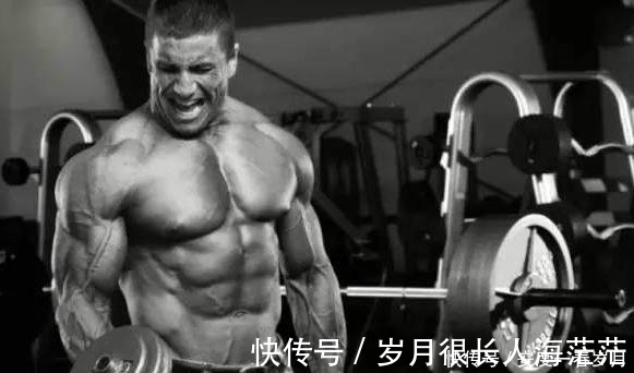 动作|手臂要想练得粗,你应该这么练,正确的动作才能更好地带你变粗