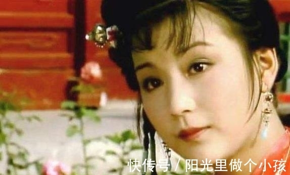 史湘云|《红楼梦》第二十一回,史湘云睡觉时,“被只齐胸”是什么意思?