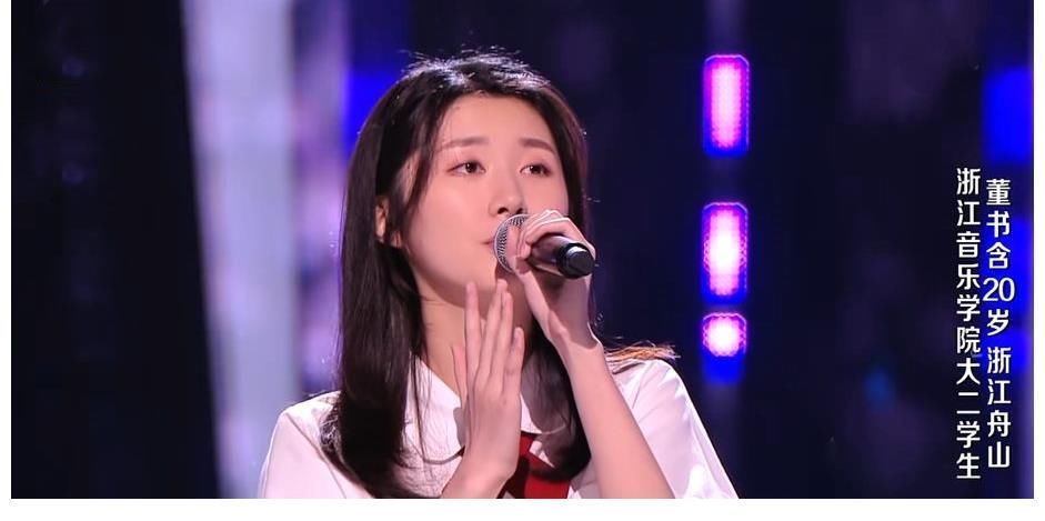 《好聲音》第三期美女學員真多，“翻版單依純”登場，又是冠軍？