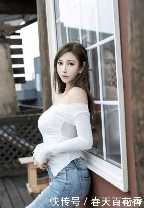 时髦|邻家小妹“时髦”的穿搭，展现都市丽人的清新气质