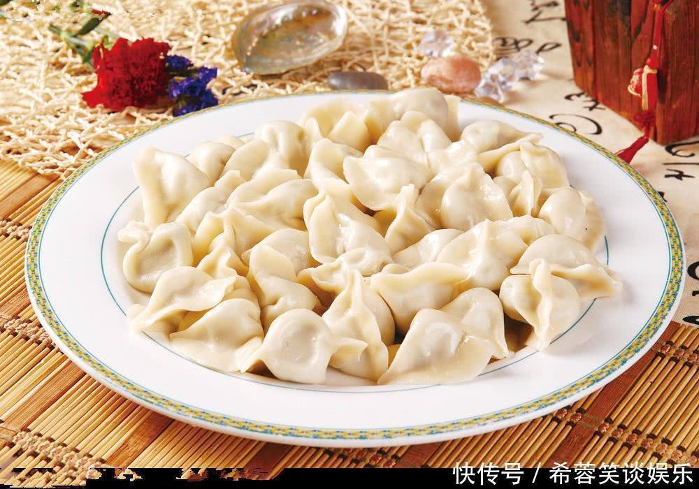 女性减肥别碰4种“主食”,比米饭还长肉,图四吃了还长痘痘!