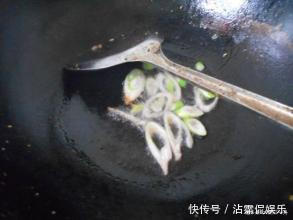  后将|芹菜炒腊肉，先炒芹菜还是先炒腊肉大厨都不对，难怪不好吃