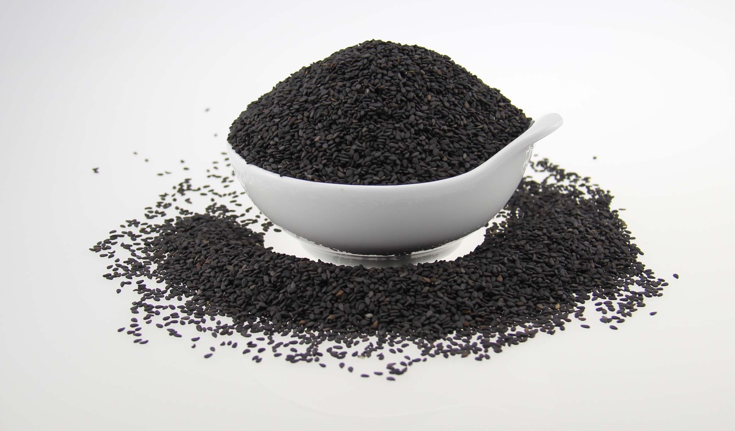 黑芝麻|终于找到“生发冠军”,常吃白发变黑发,头发柔顺乌黑,不大把掉