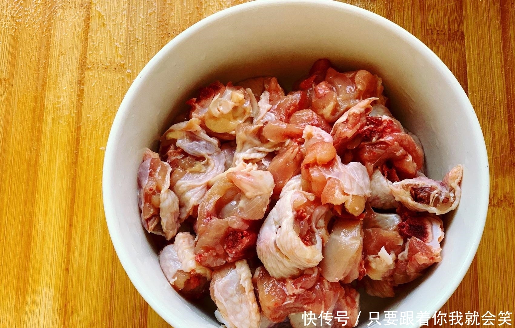 在家简单做辣子鸡,不用在辣椒面找鸡肉了,想吃多少吃多少