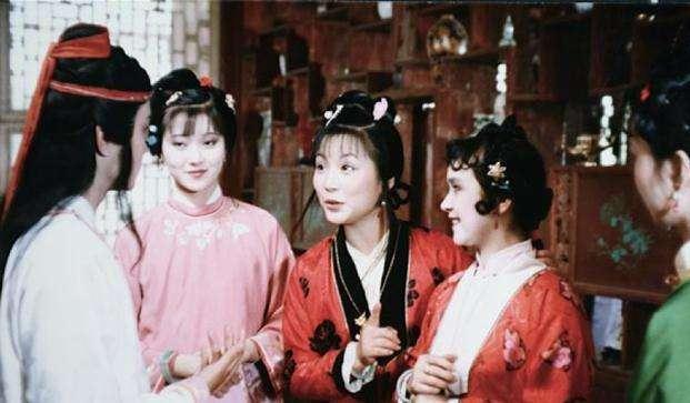 林黛玉&红楼梦里,此人只出现一次,却揭示了贾母喜欢薛宝琴的真正原因