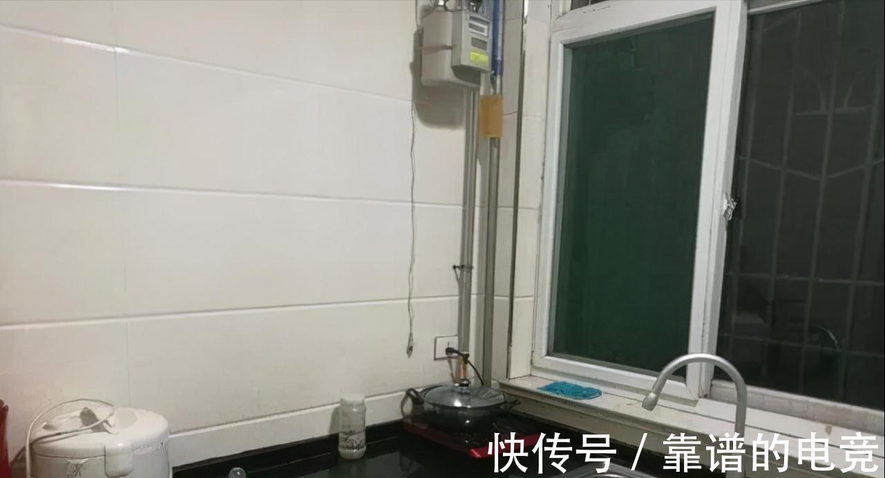 晒晒新家,住了半年还是很新,电视墙好时尚,打开就能进卧室!