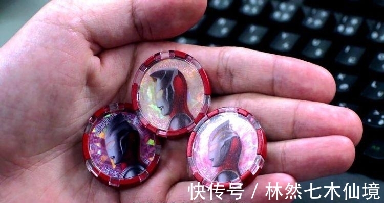 捷德|《泽塔奥特曼》新彩蛋来了,地球防卫队还隐藏着一个奥特曼!