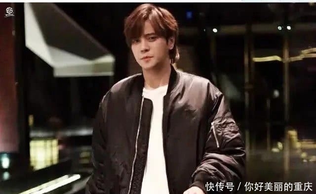 罗志祥户外综艺开播,仅7位粉丝直播扶持,举牌场面尴尬