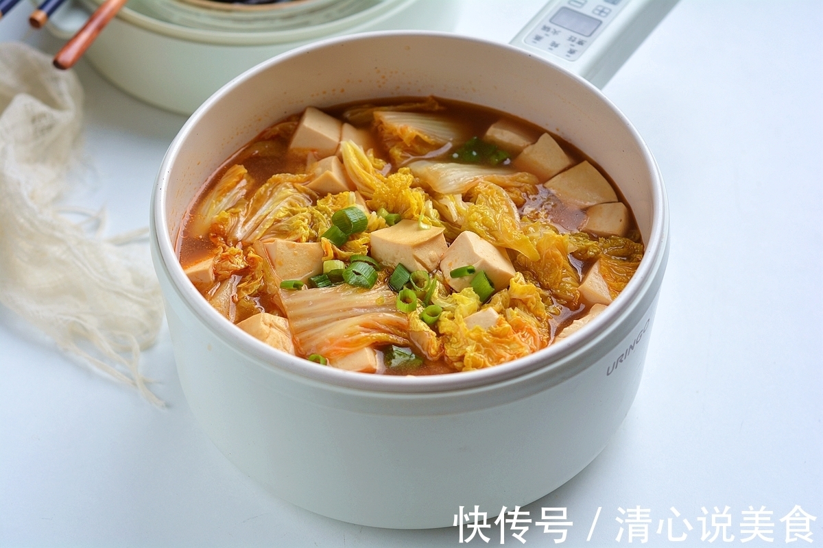 鲜香四溢的娃娃菜炖豆腐,制作简单,营养均衡!