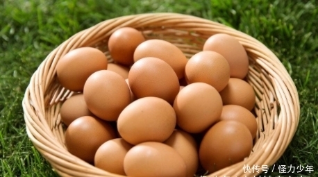 鸡蛋和此物配着吃,乌发护肝,睡眠倍儿棒,吃过的都说好!