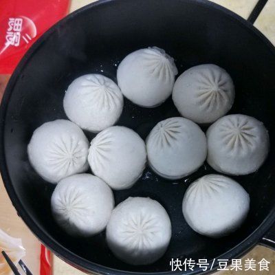 简单美味，水煎脆皮灌汤包走起