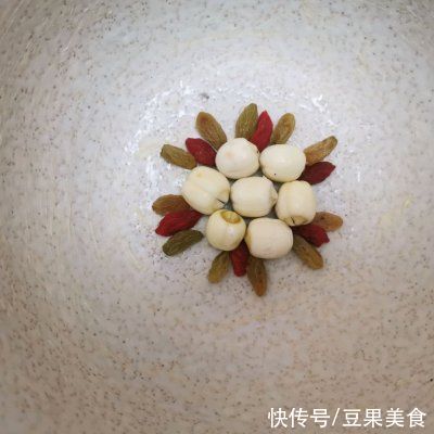 忙里偷个懒，轻松来一碗八宝饭