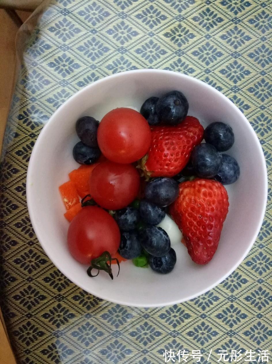 绿豌豆|省时省力,做法简单的果蔬排,用藜麦当主食,味道独特又营养