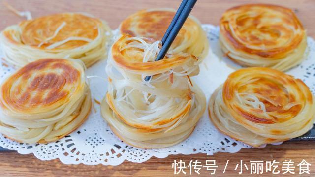 切丝器|盘丝饼家庭制作,卷一卷,抻一抻,满口酥香,放凉了也好吃,超爱