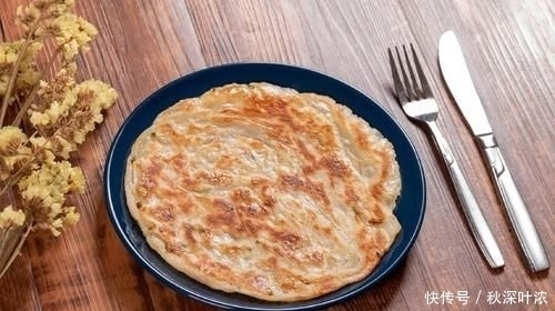 营养|早餐,我家常吃这种饼,不用揉面,5分钟搞定简单省时有营养