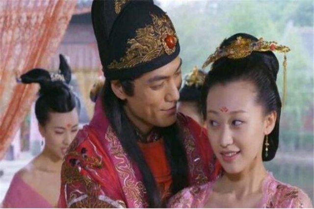 滕王|李世民有心机的弟弟,一生装傻,却保住18个儿子荣华富贵