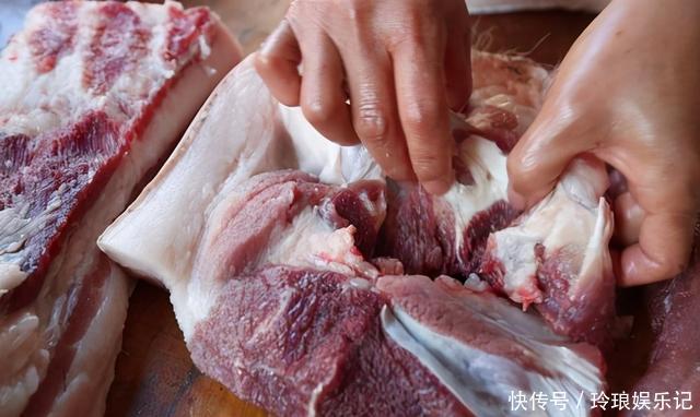 买猪肉时,别只会挑肥瘦,切记“3买4不买”,准能买到好猪肉