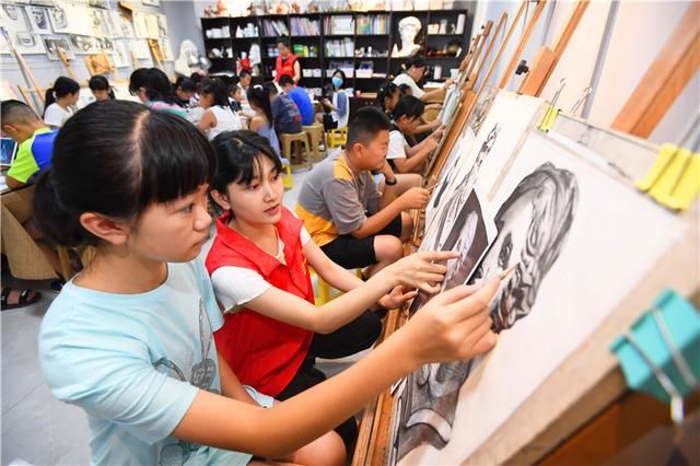 假期|暑期“假日课堂”乐享缤纷假期