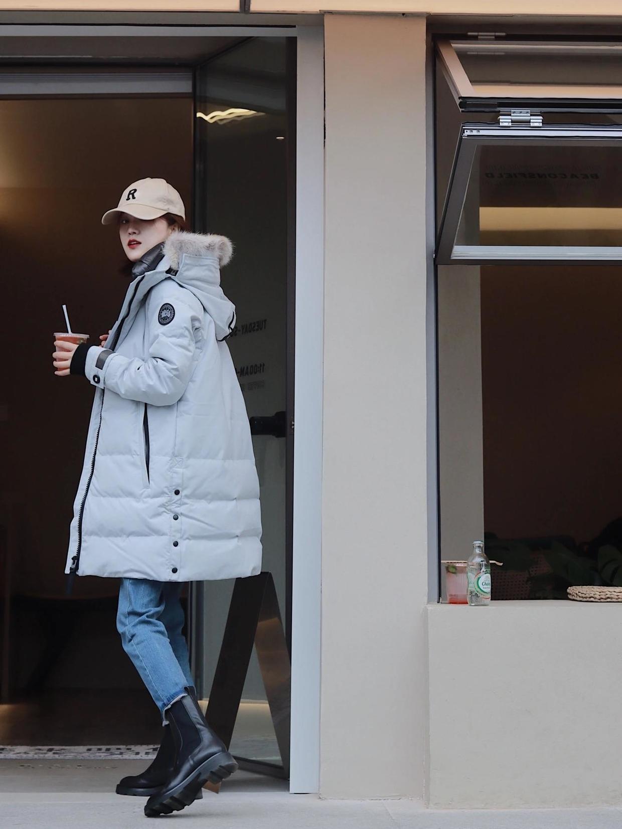 茧型 这是什么神仙搭配?超长款羽绒服让你暖暖过冬,无惧寒风