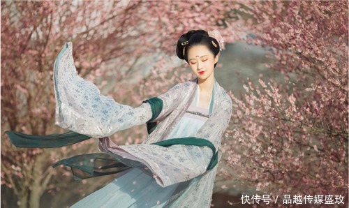 深受|她贤良淑德,深受唐玄宗独宠,杨贵妃入宫后,她结局如何?