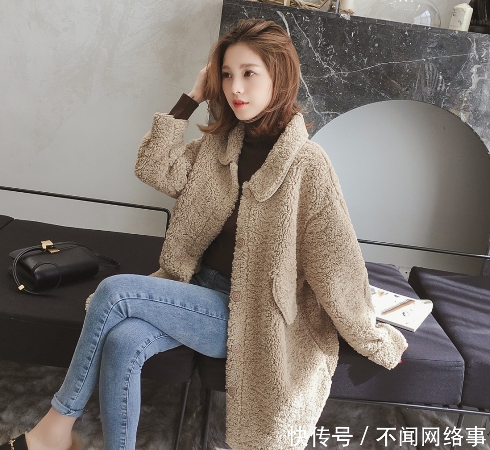 呢女装|建议大家:女人穿大衣不要配裙子,土!瞧下面女人,美嫩极了