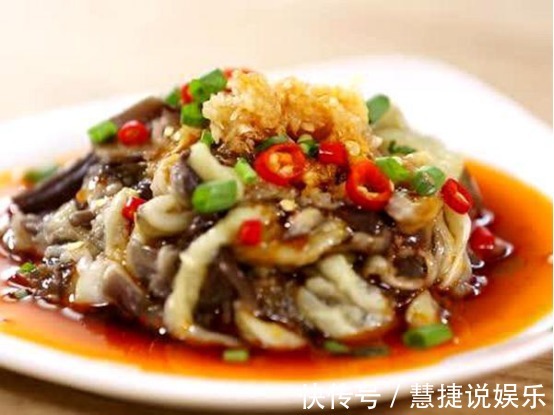 做菜也是一种乐趣，鲜香可口，下酒又下饭，特别适合开胃下饭