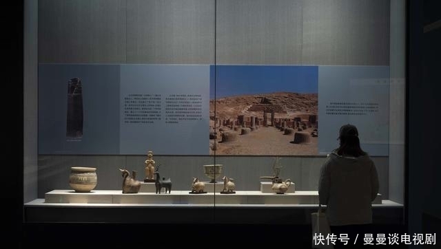  万年前|一万年前的美女长什么样？竟被一块石头如实刻画，令人不忍直视