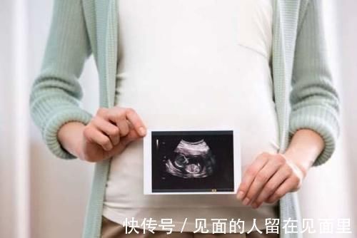 胎儿|越到孕晚期羊水越浑浊,不想胎儿缺氧早产,记得“三做三不做”