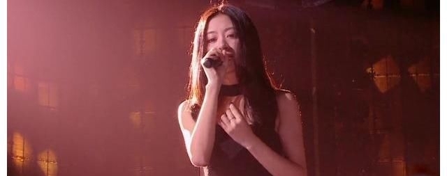 好声音:伍珂玥能否夺冠暂且不说,李克勤确实是今年最成功的导师