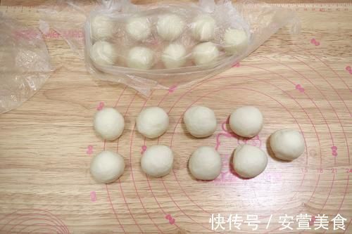 快过年了，教你用1块面做3种酥皮点心，菊花酥桃花酥漂亮又好吃