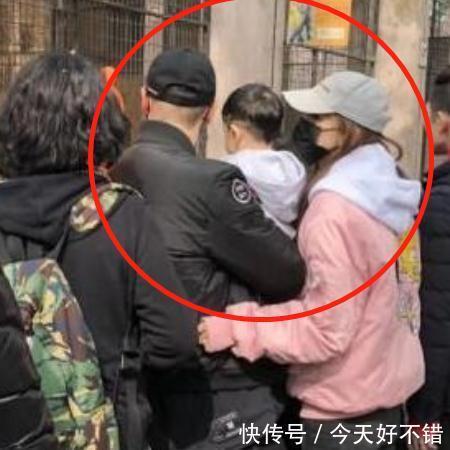 Baby錄節(jié)目喊話黃曉明!發(fā)言不避嫌,一臉笑容,力破離婚傳言