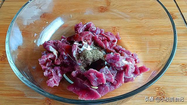 腌牛肉时,记住这几个窍门,牛肉鲜嫩爽滑,不干不柴,比豆腐还嫩