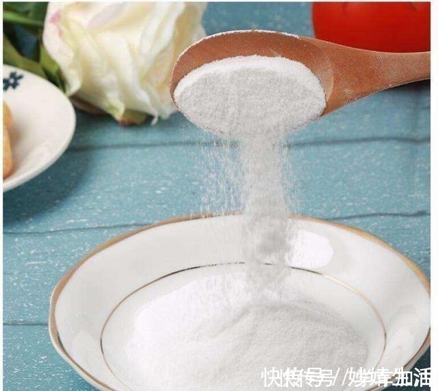 地面|拖地的时候用点这个玩意,去污又杀菌,一星期不打扫都能干净如新!
