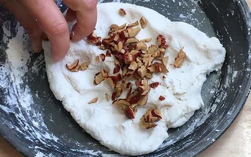 点心|山药不炒着吃了，教你用山药做成点心，软糯清香，营养不流失