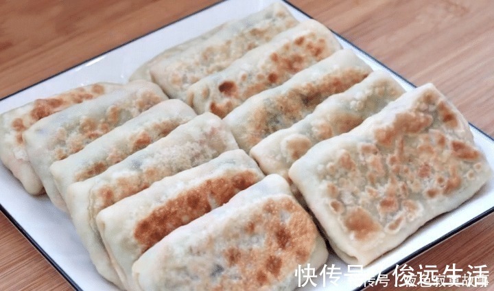 馅饼|入秋后，多吃此面食，简单一烙，外酥里鲜，比包子饺子都好吃