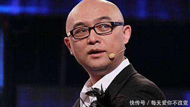 美女|非诚勿扰男生牵手一美女,得知家庭背景后,竟当场反悔独自离场