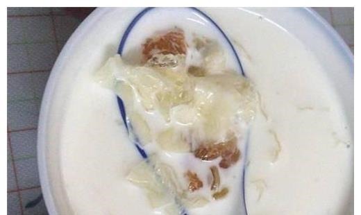 常吃|这菜我家常吃,一买就是几斤,常吃皮肤细腻有弹性,延缓衰老!