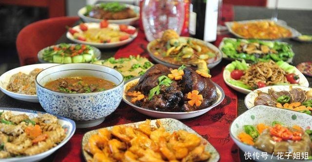 我家年夜饭的压轴菜,只需简单一蒸,营养又好吃,寓意多财多福