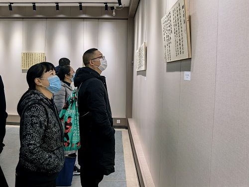  淳安县文|方建勋千岛湖书法公益班临帖作品展开幕